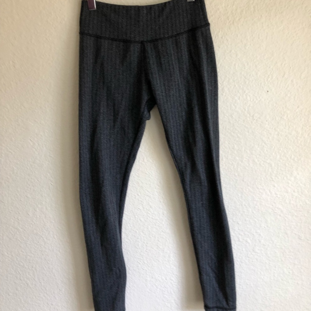 Striped leggings